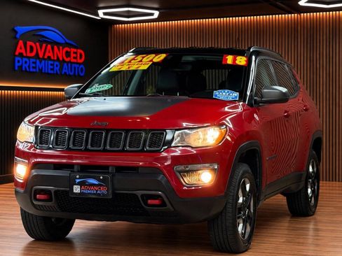 Used 2018 Jeep Compass Trailhawk AWD/4WD image 1
