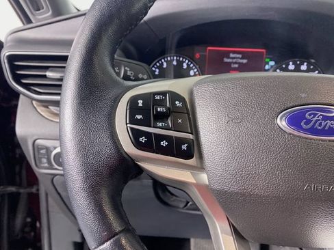 Used 2022 Ford Explorer Limited w/ Hybrid Equipment Group 310A AWD/4WD image 12