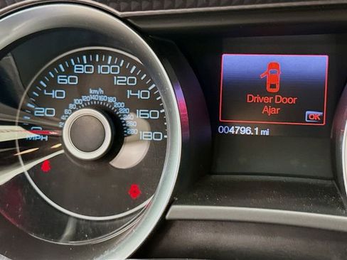 Used 2013 Ford Mustang Boss 302 w/ Boss 302 Accessory Pkg image 12