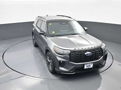 New 2026 Ford Explorer ST image 47