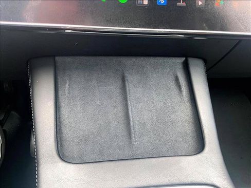 Used 2024 Tesla Model Y 2WD image 24