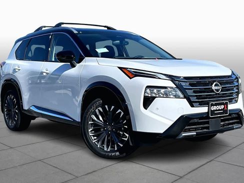 New 2026 Nissan Rogue Platinum w/ Platinum Premium Package image 2