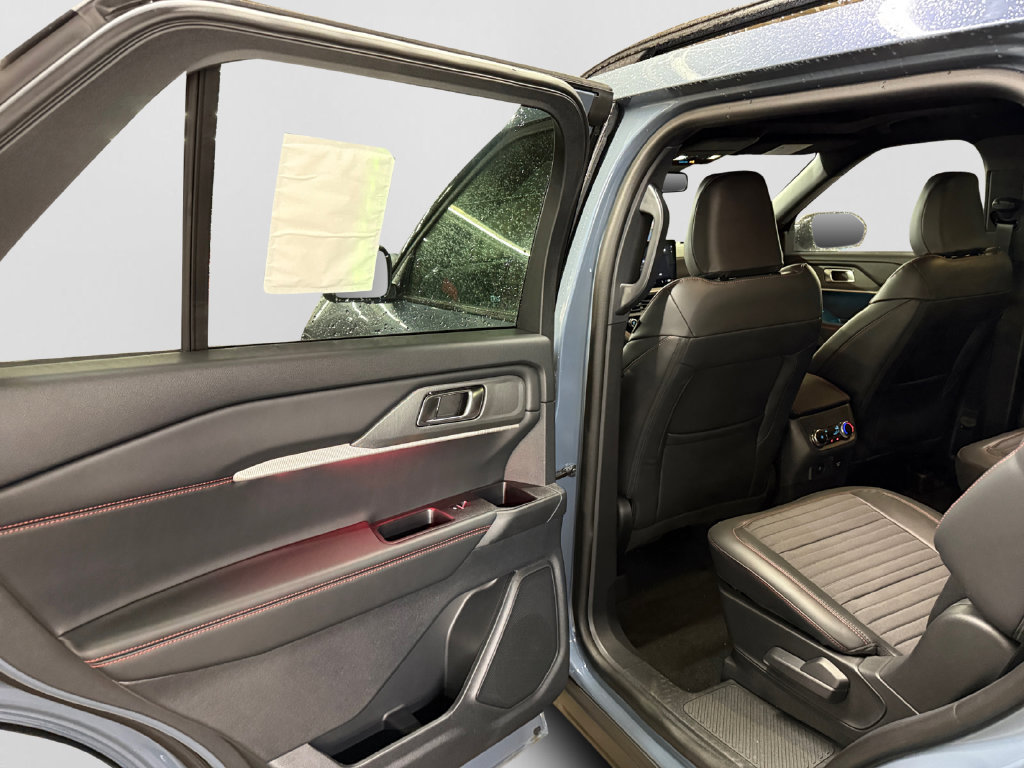 New 2026 Ford Explorer ST-Line w/ ST-Line Street Pack AWD/4WD image 31