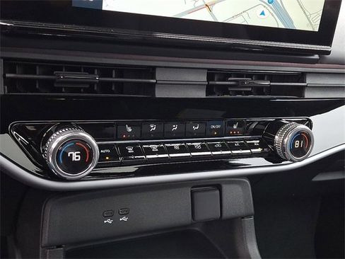 New 2025 Honda Prologue Touring image 14