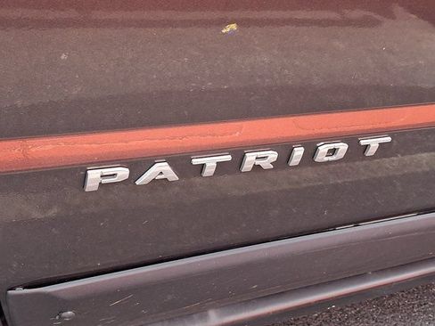 Used 2017 Jeep Patriot High Altitude AWD/4WD image 7