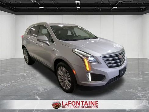 Used 2019 Cadillac XT5 Premium Luxury image 2