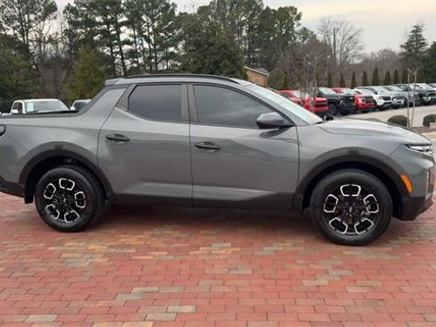 Used 2024 Hyundai Santa Cruz SEL w/ Activity Package image 4