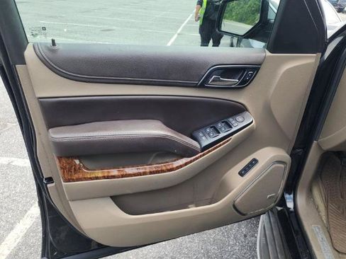 Used 2016 Chevrolet Suburban LTZ AWD/4WD image 12