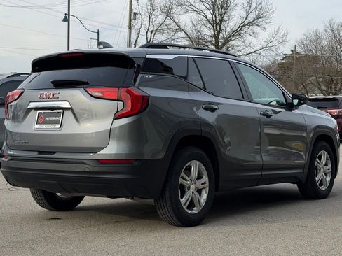 Used 2020 GMC Terrain SLE w/ Driver Convenience Package FWD image 12