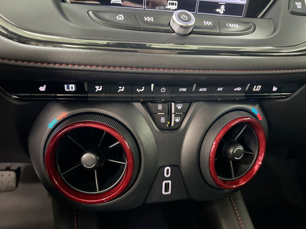 Used 2022 Chevrolet Blazer RS AWD/4WD image 17