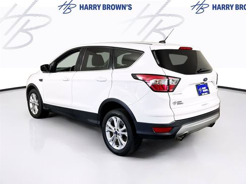 Used 2017 Ford Escape SE w/ SE Cold Weather Package AWD/4WD image 27