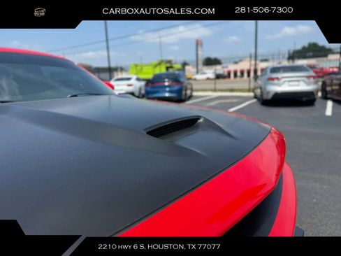 Used 2022 Dodge Challenger R/T w/ Blacktop Package RWD image 29