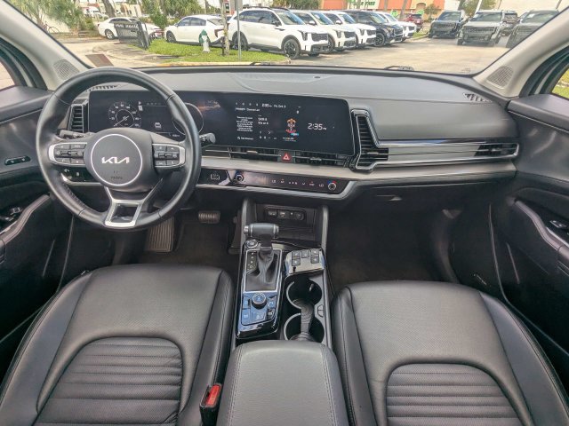Used 2025 Kia Sportage SX AWD/4WD image 16