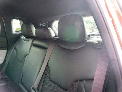 New 2026 Jeep Compass Latitude image 17