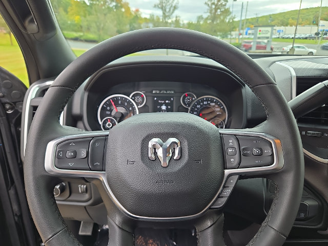 Used 2026 RAM 2500 Big Horn AWD/4WD image 4