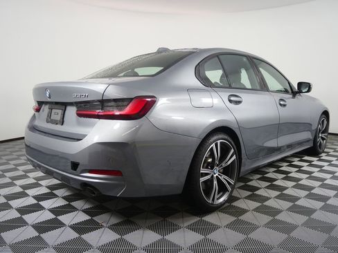 Used 2023 BMW 330i Sedan w/ Premium Package image 2
