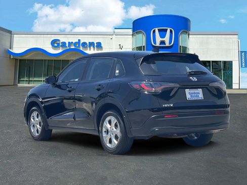 Certified 2024 Honda HR-V LX image 6