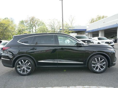 Certified 2024 Acura MDX SH-AWD w/ Technology Package image 8