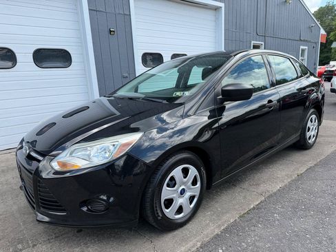 Used 2013 Ford Focus S FWD image 1