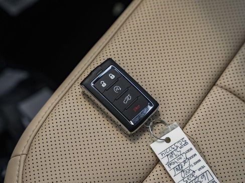 New 2025 Jeep Grand Cherokee Limited w/ Luxury Tech Group II image 48