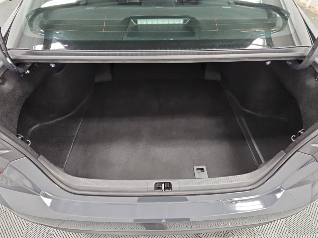 Used 2025 Toyota Camry SE FWD image 35