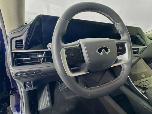 Used 2025 INFINITI QX80 Pure image 11