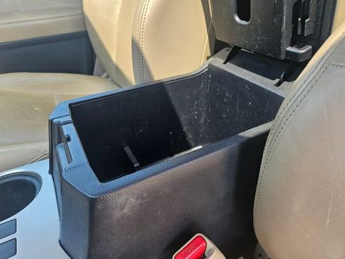 Used 2017 Toyota 4Runner Limited image 26