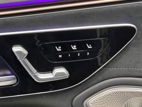 Certified 2023 Mercedes-Benz EQS 580 580 image 22