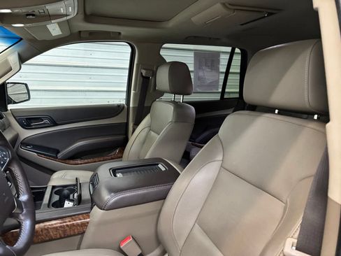Used 2020 Chevrolet Tahoe Premier AWD/4WD image 13
