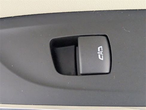 Used 2021 Buick Envision Avenir w/ Technology Package II image 37