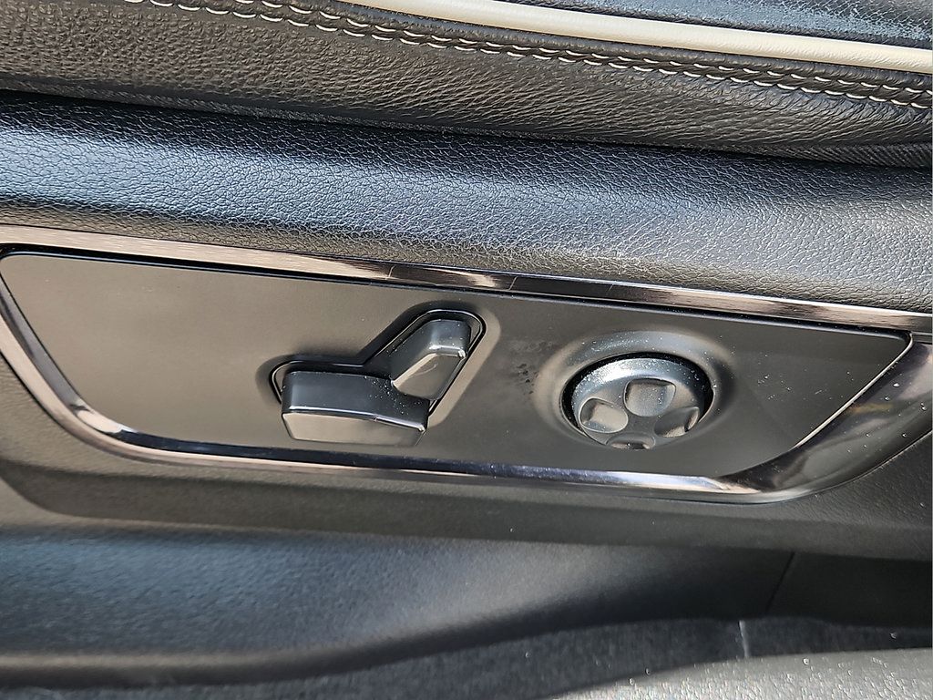 Used 2022 RAM 1500 Limited w/ Body Color Bumper Group AWD/4WD image 19
