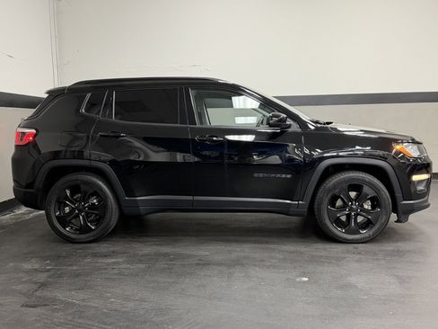 Used 2020 Jeep Compass Latitude image 5