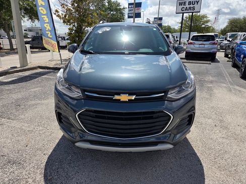 Certified 2022 Chevrolet Trax LT AWD/4WD image 15