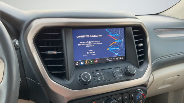 Used 2023 GMC Acadia Denali w/ Denali Technology Package AWD/4WD image 11