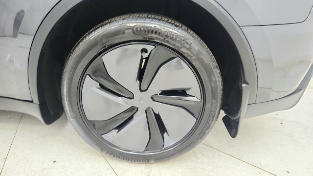 Used 2026 Tesla Model Y AWD image 72