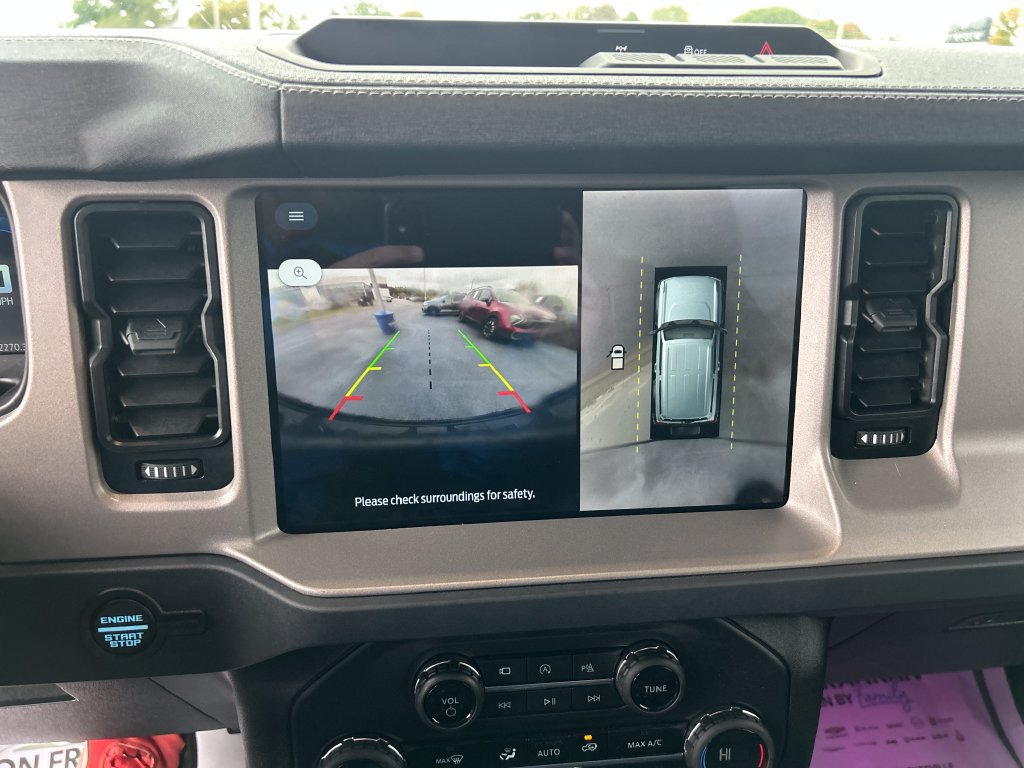 Used 2025 Ford Bronco Outer Banks AWD/4WD image 23