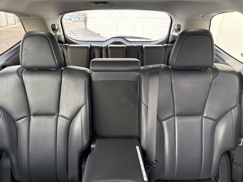Used 2022 Subaru Ascent Limited w/ Popular Package #4 image 8