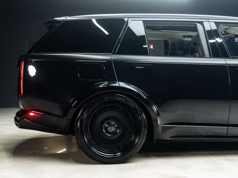 Used 2023 Land Rover Range Rover Long Wheelbase Autobiography AWD/4WD image 14
