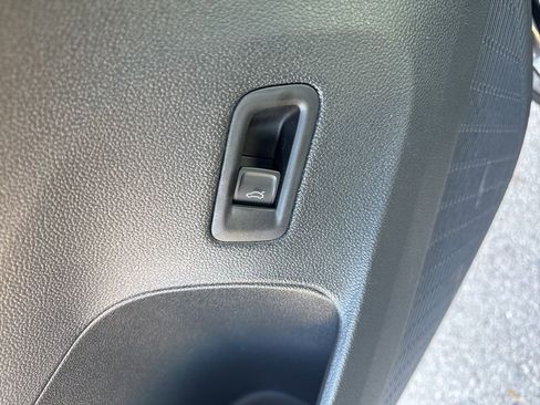 New 2026 Volkswagen Atlas Cross Sport SEL Premium R-Line image 19