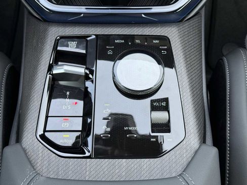 New 2025 BMW X3 xDrive30i w/ Premium Package image 17