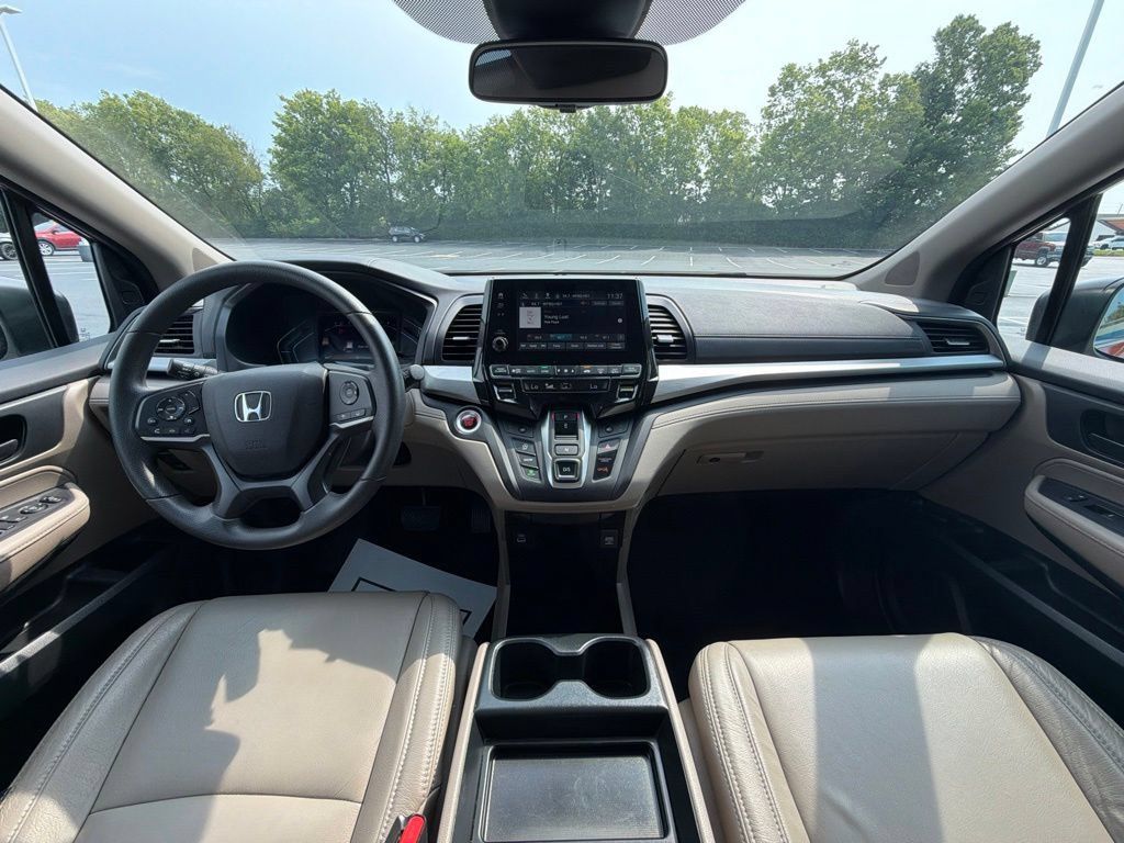 Certified 2024 Honda Odyssey EX image 11