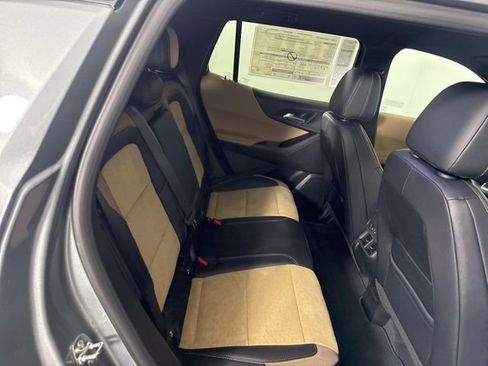 New 2026 Chevrolet Equinox ACTIV w/ Convenience Package III FWD image 22