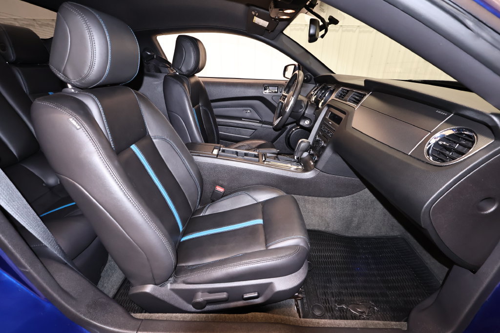 Used 2014 Ford Mustang GT Premium RWD image 19