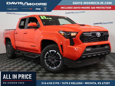 Used 2024 Toyota Tacoma TRD Sport w/ TRD Sport Upgrade Package AWD/4WD image 1