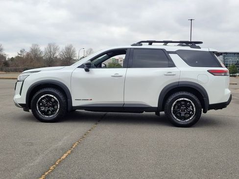 New 2026 Nissan Pathfinder Rock Creek w/ Rock Creek Premium Package AWD/4WD image 2