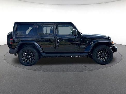 Certified 2025 Jeep Wrangler Unlimited Sahara image 7