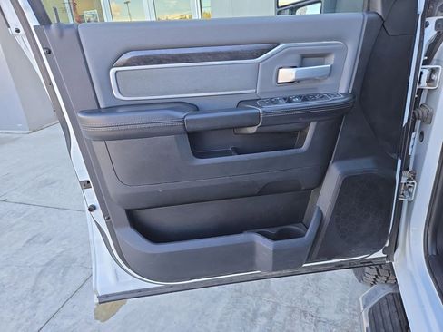 Used 2023 RAM 2500 Big Horn w/ Level 1 Equipment Group image 12