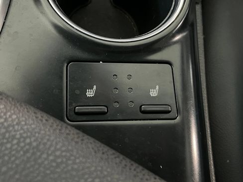 Used 2019 Toyota Camry XSE w/ Driver Assist Package FWD image 27