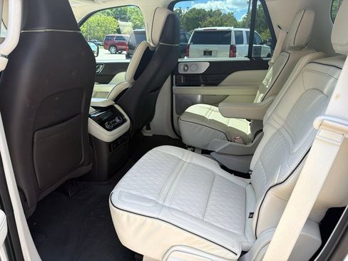 Used 2021 Lincoln Navigator Black Label AWD/4WD image 34