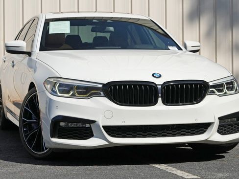 Used 2017 BMW 540i RWD image 2